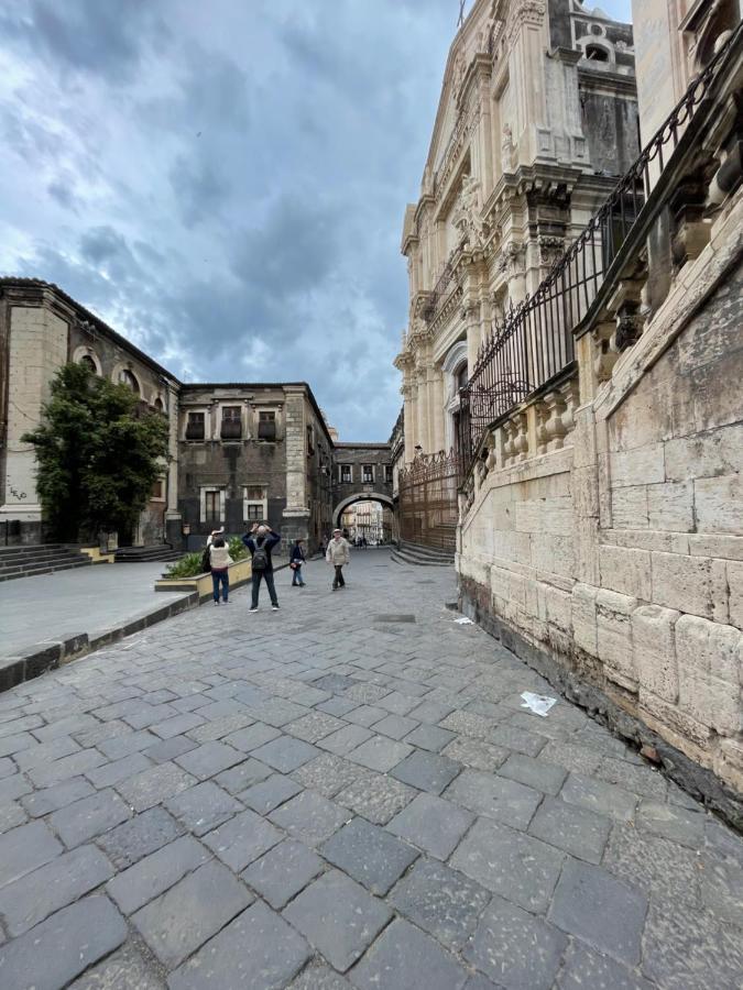 Apartament Ciraulo Catania Centro Storico Exteriör bild
