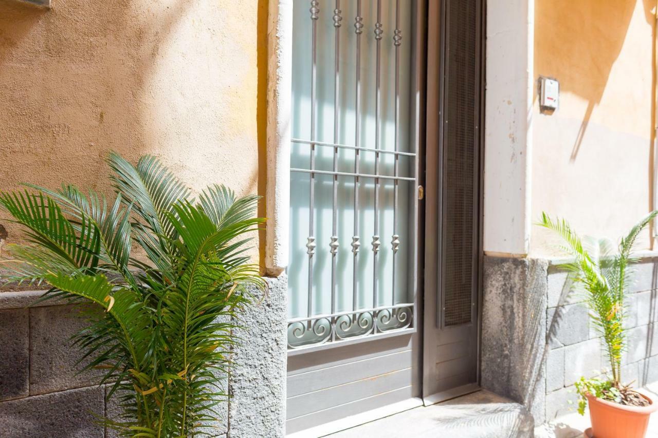 Apartament Ciraulo Catania Centro Storico Exteriör bild